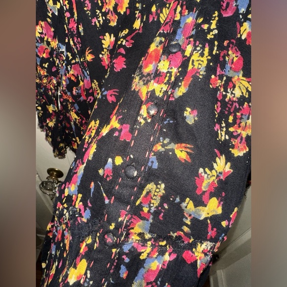 Free people floral button up top size large - Picture 12 of 15